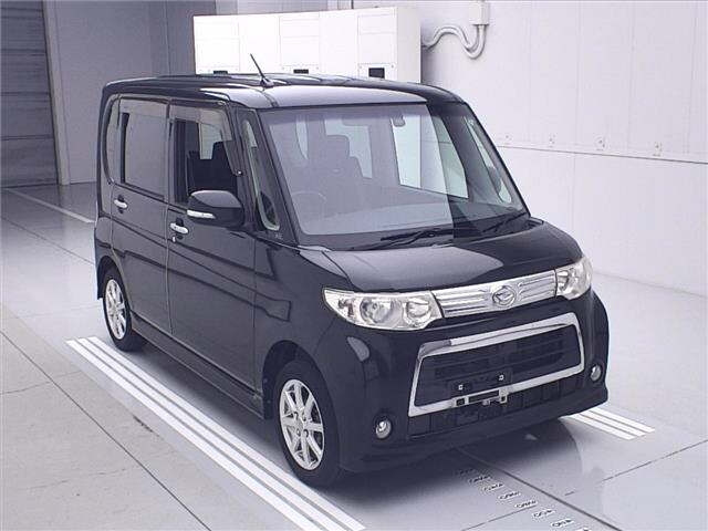 DAIHATSU TANTO 2012