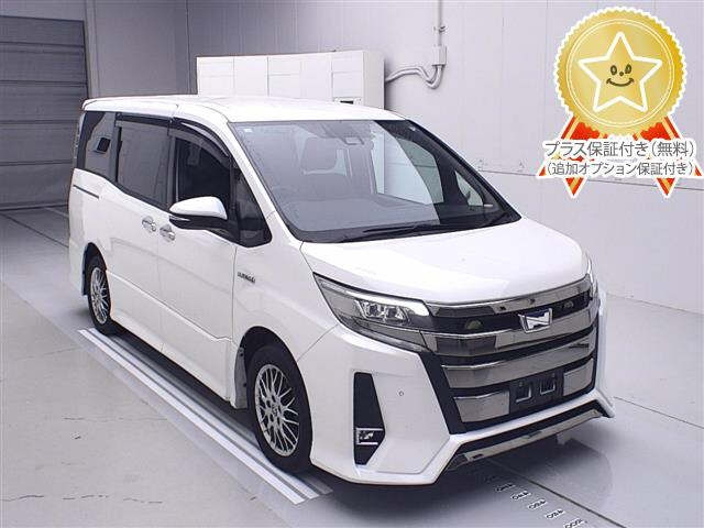 TOYOTA NOAH 2020