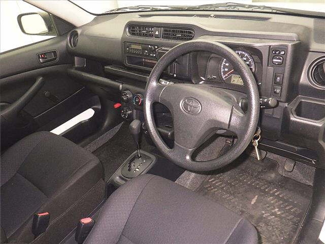 TOYOTA SUCCEED 2018