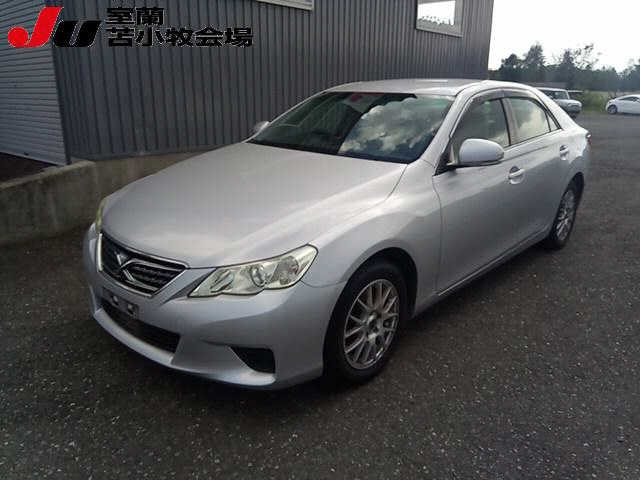 TOYOTA MARK X 2011