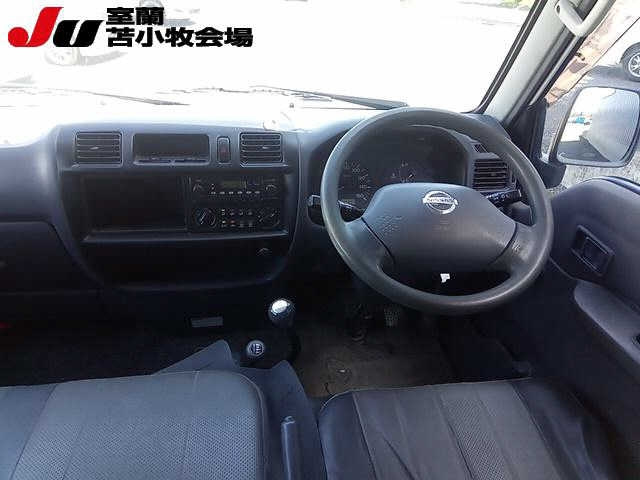NISSAN VANETTE VAN 2010