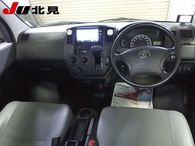 TOYOTA LITE ACE VAN 2018