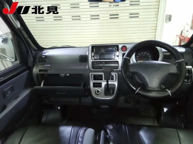 DAIHATSU HIJET VAN 2016