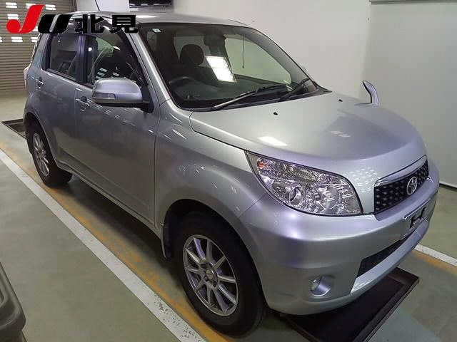 TOYOTA RUSH 2013