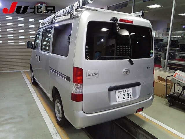 TOYOTA LITE ACE VAN 2018