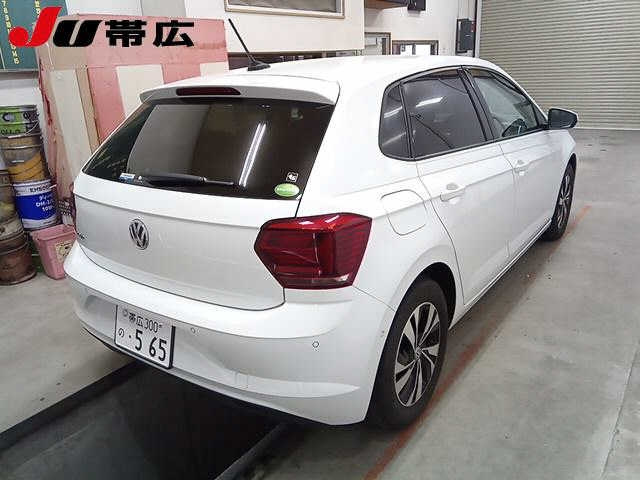 VOLKSWAGEN POLO 2019