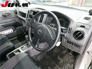 NISSAN AD 2010