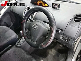 TOYOTA VITZ 2008
