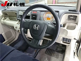 HONDA LIFE 2010