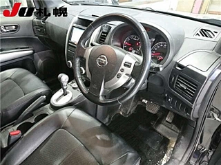 NISSAN X-TRAIL 2013