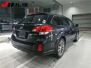 SUBARU LEGACY OUTBACK 2011
