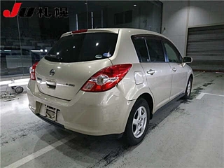 NISSAN TIIDA 2009