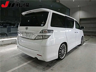TOYOTA VELLFIRE 2009