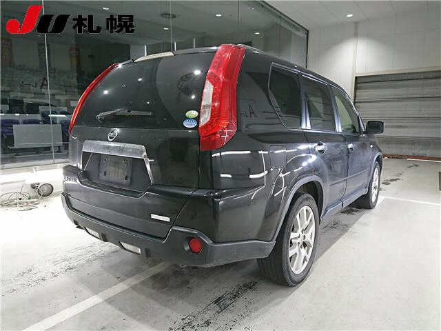 NISSAN X-TRAIL 2013
