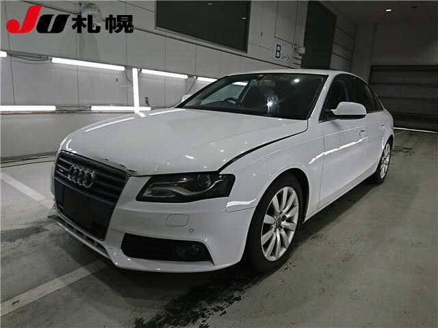 AUDI A4 2011