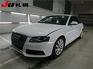AUDI A4 2011