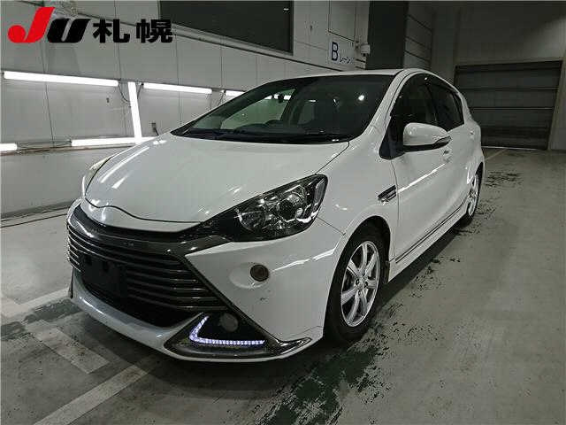 TOYOTA AQUA 2014