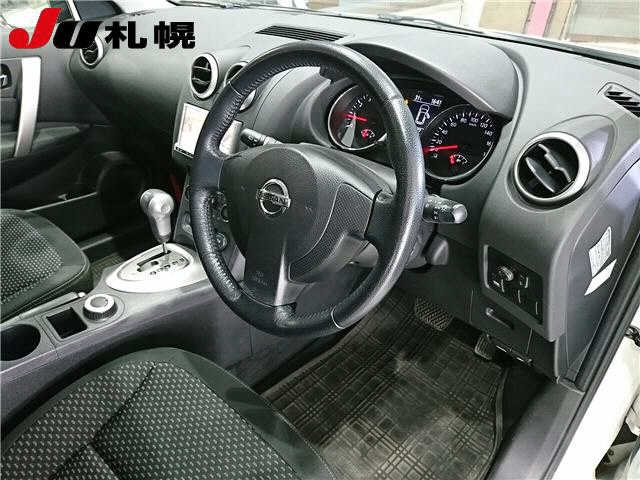 NISSAN DUALIS 2012
