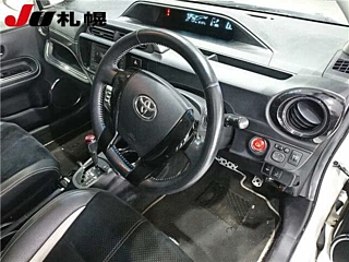 TOYOTA AQUA 2014
