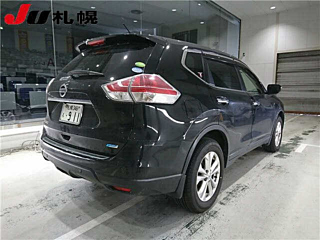 NISSAN X-TRAIL 2015
