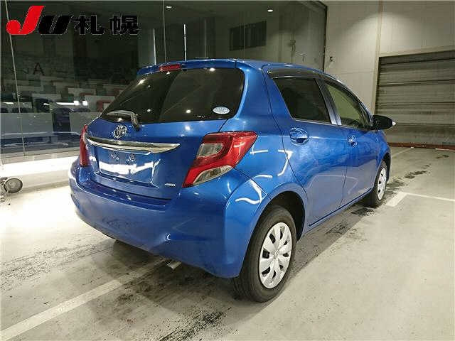 TOYOTA VITZ 2014