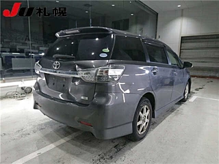 TOYOTA WISH 2012