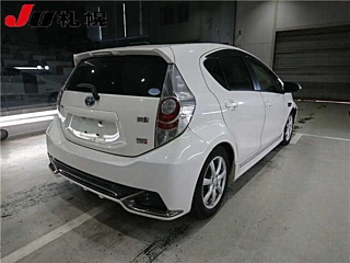 TOYOTA AQUA 2014