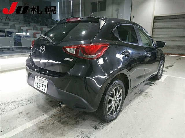 MAZDA DEMIO 2015