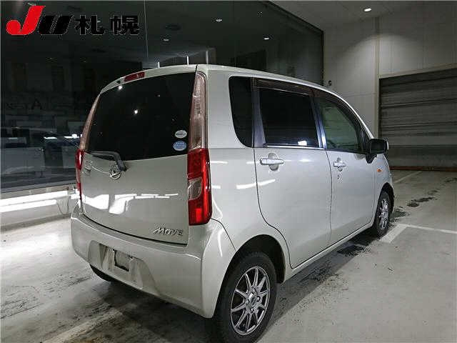 DAIHATSU MOVE 2011