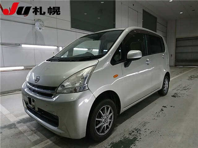 DAIHATSU MOVE 2011