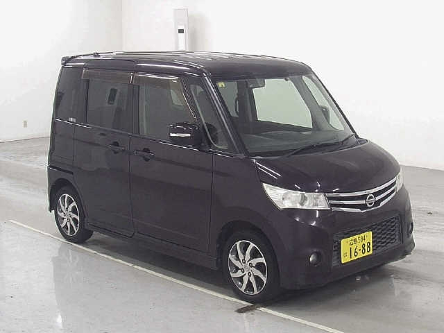 NISSAN ROOX 2012
