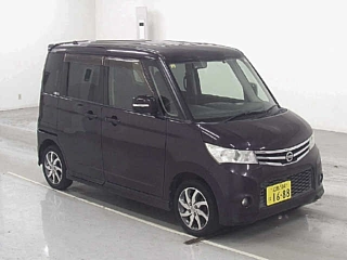 NISSAN ROOX 2012