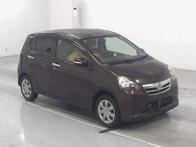 DAIHATSU MIRA E S 2012
