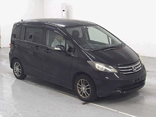 HONDA FREED 2010