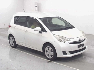 TOYOTA RACTIS 2012