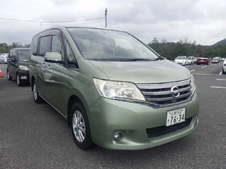 NISSAN SERENA 2011