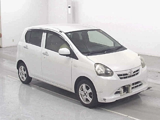 TOYOTA PIXIS EPOCH 2013