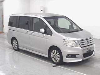 HONDA STEP WAGON 2010