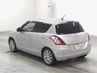 SUZUKI SWIFT 2010
