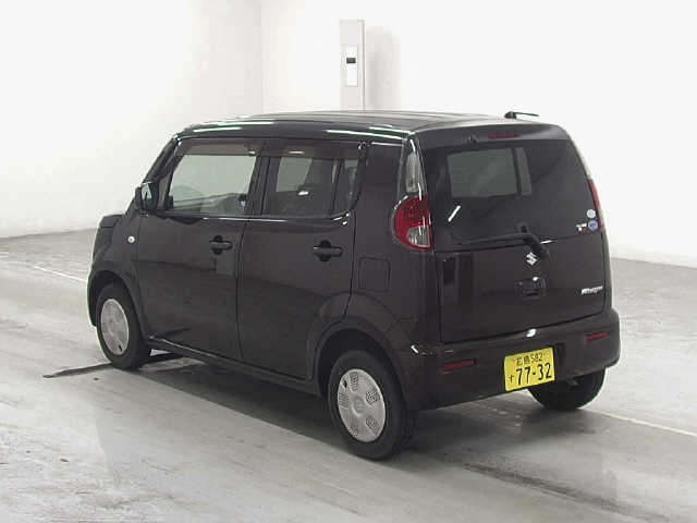 SUZUKI MRWAGON 2011