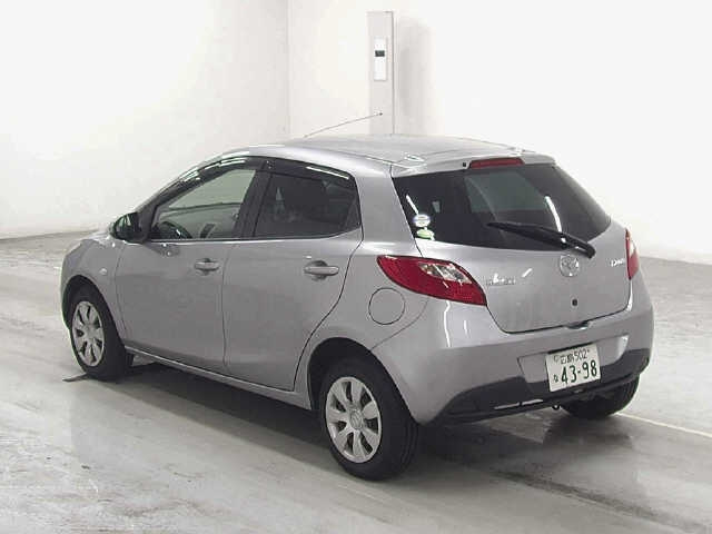 MAZDA DEMIO 2011