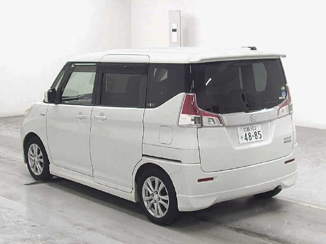 SUZUKI SOLIO 2016