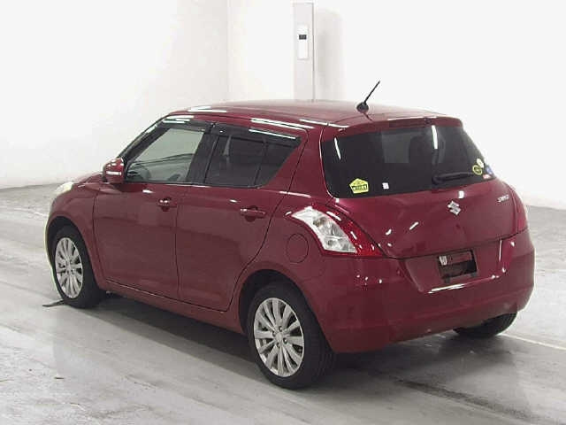 SUZUKI SWIFT 2012