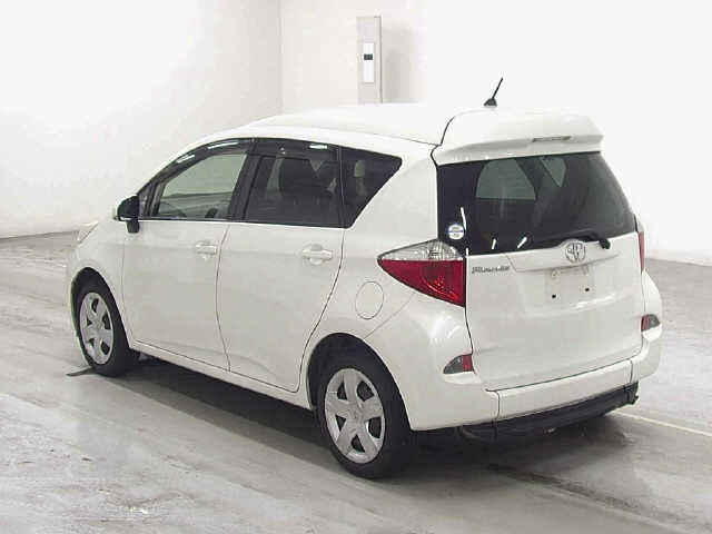 TOYOTA RACTIS 2012