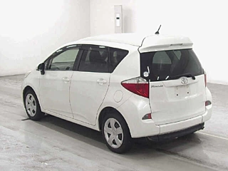 TOYOTA RACTIS 2012