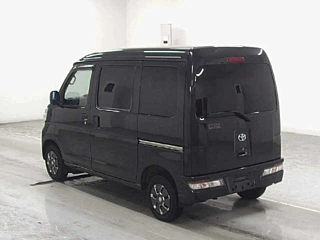 TOYOTA PIXIS VAN 2021
