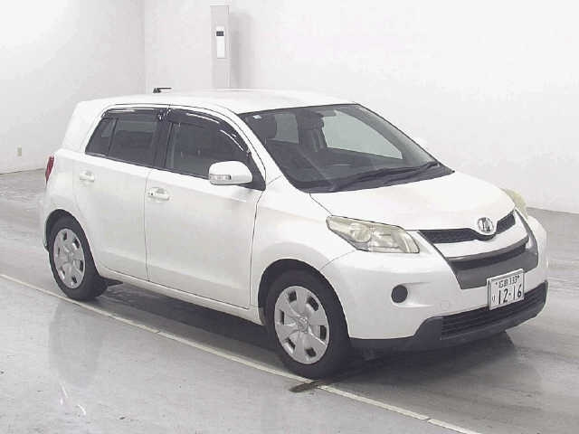 TOYOTA IST 2008
