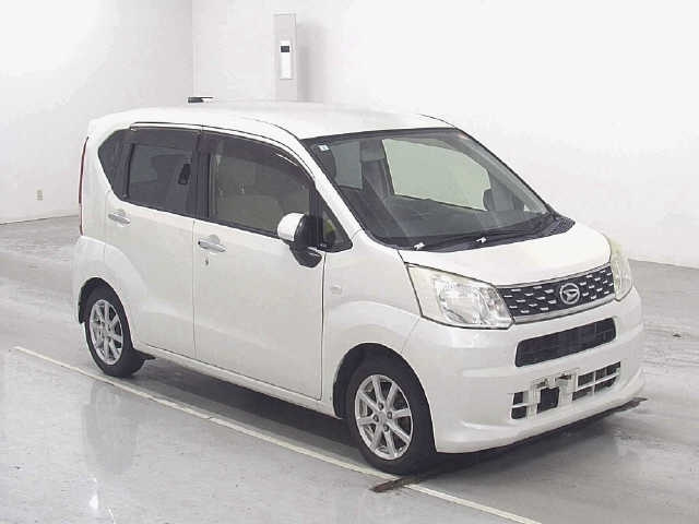 DAIHATSU MOVE 2015