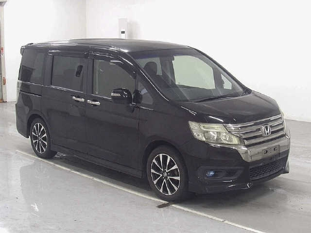 HONDA STEP WAGON 2012