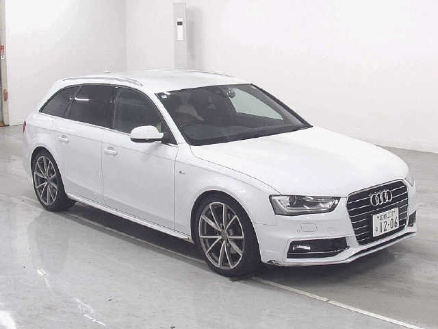 AUDI A4 2016